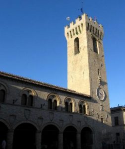 Montelupone Palazzetto e Torre Civica